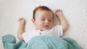 Lire la suite à propos de l’article Voici 20 idées de prénoms courts et originaux pour bébés